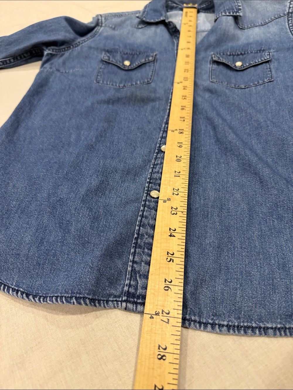 GAP 1969 Chambray Button-Up Shirt - Light Blue size M - Picture 4 of 9